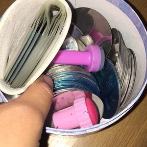 LOT OF NAIL ART STAMPING STENCILS